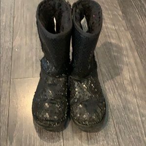 Black boots size 1